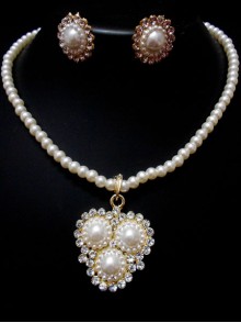 Pearl Necklace